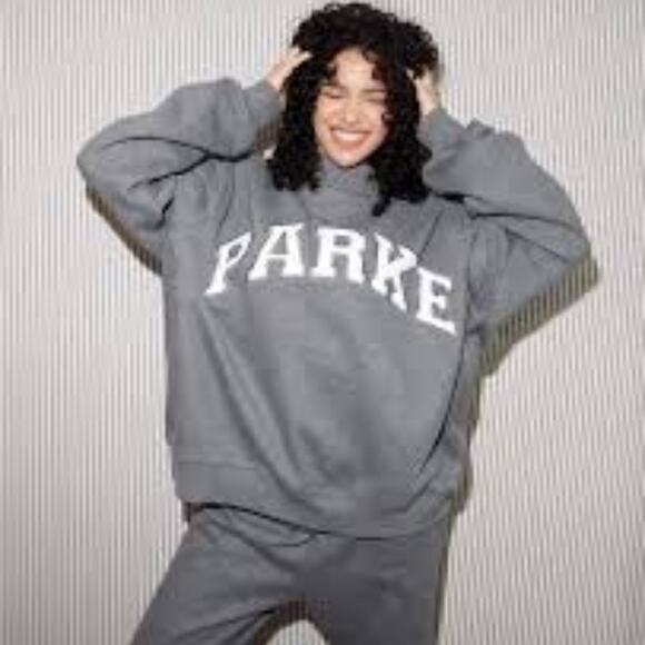 Parke Varsity Pullover Sweatshirt Grey Mockneck Lettering Patch - Picture 1 of 7
